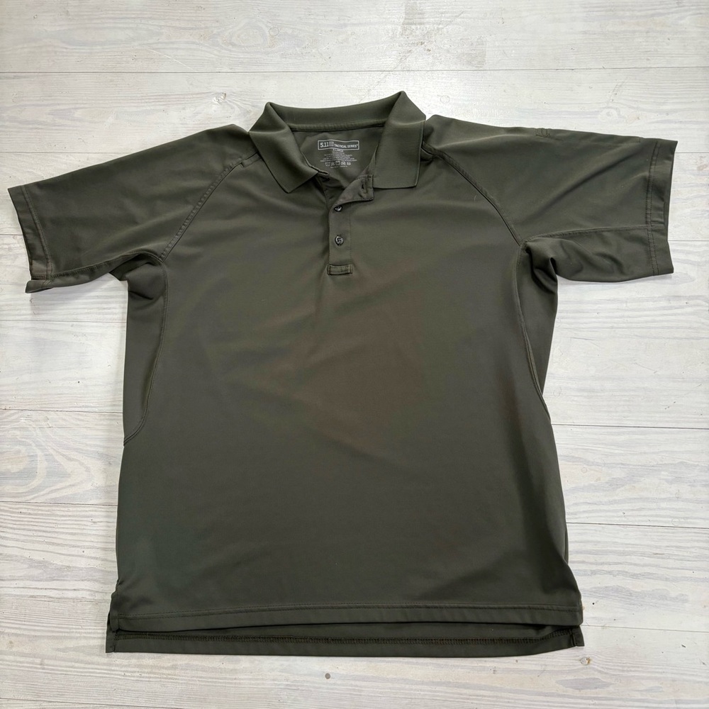 5.11 Men’s Size XL Tactical Series 3 Button Short Sleeve Polo In LE Green
